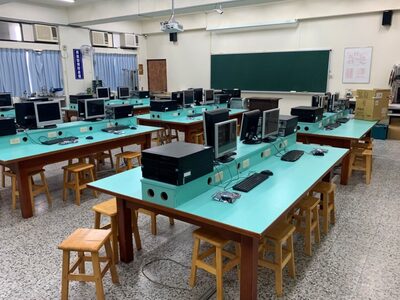 微處理機實驗室(台達自動化實驗中心)